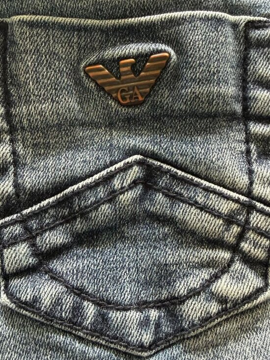 Armani Unisex Jeans 12 Months Distressed Pull-Up Jeans With Logo Waistband - Picture 7 of 11